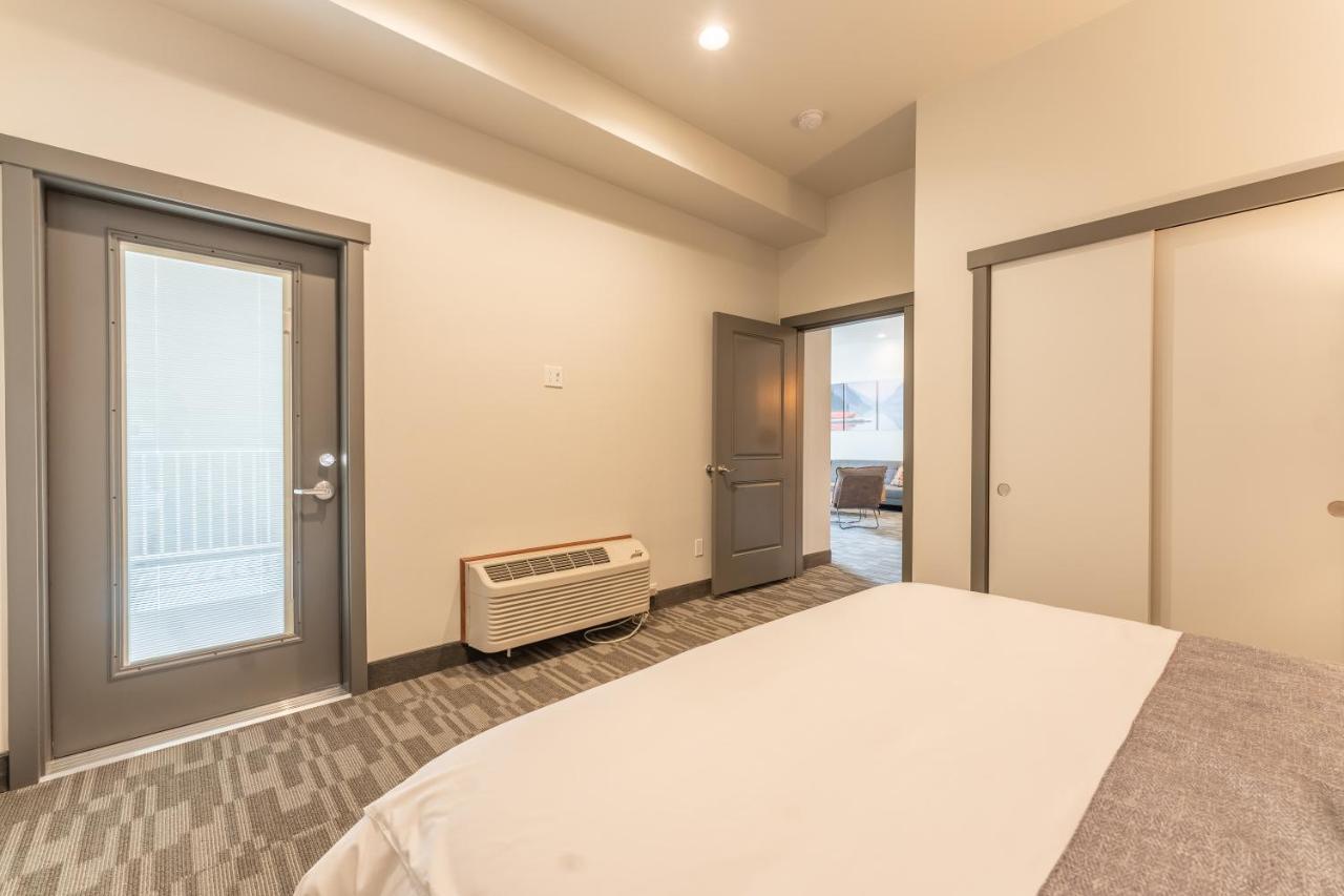 Manson Bay Suites ภายนอก รูปภาพ